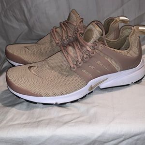 Women’s Nike Air Presto Linen